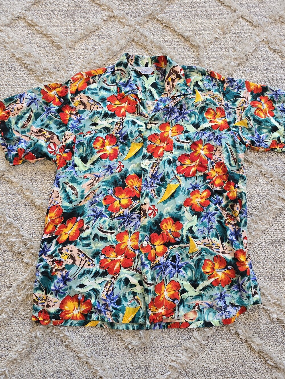 Vintage 60s Hawaiian Aloha Shirts Hand Screened Japan Rayon Loop Collar Large